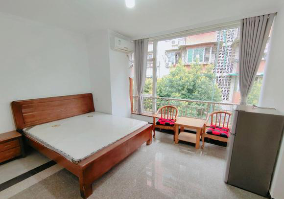 华阳精装标间，都带独立厨房卫生间