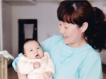 专业月嫂、育儿嫂、家庭保姆